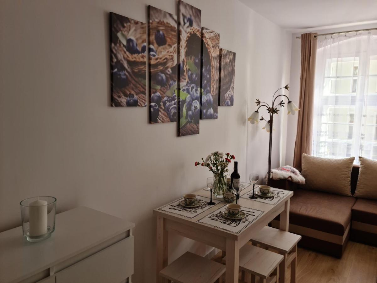 Apartament De Luxe Emily Jelenia Gora Bagian luar foto
